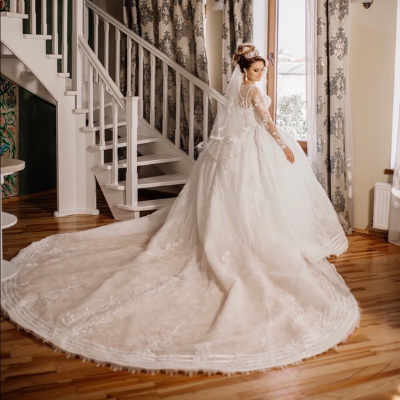 🔥Gorgeous 🔥Wedding dress size 10 - Picture 9 of 9